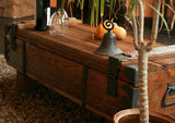 Table basse de campagne coffre en bois ancien 97x41cm