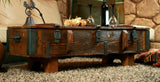 Table basse de campagne coffre en bois ancien 120x41cm